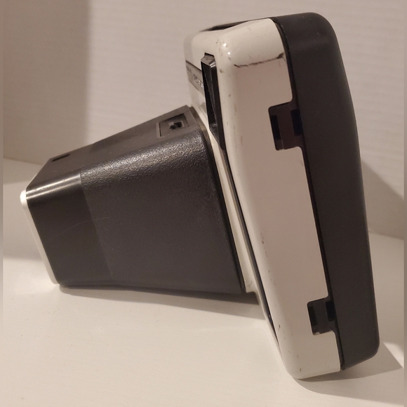 Vintage Kodak Instant Camera "The Handle" Untested - Picture 4 of 11